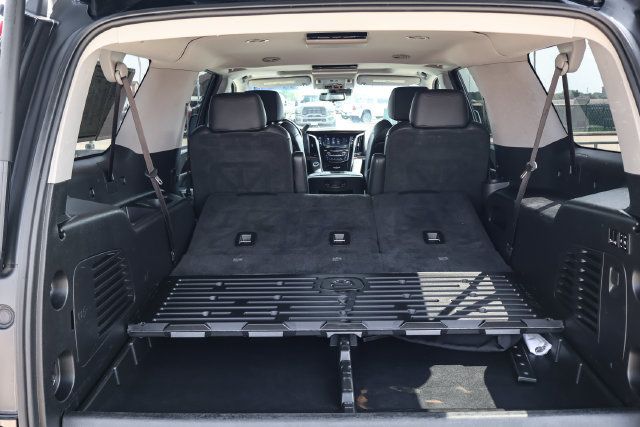 Used 2019 Cadillac Escalade ESV Premium Luxury RWD image 7