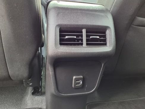 Used 2024 Chevrolet Equinox LT FWD image 76