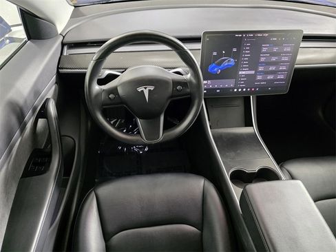 Used 2018 Tesla Model 3 Long Range image 14