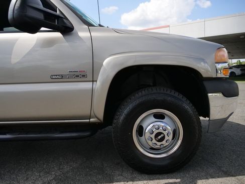 Used 2001 GMC Sierra 3500 4x4 Extended Cab image 34