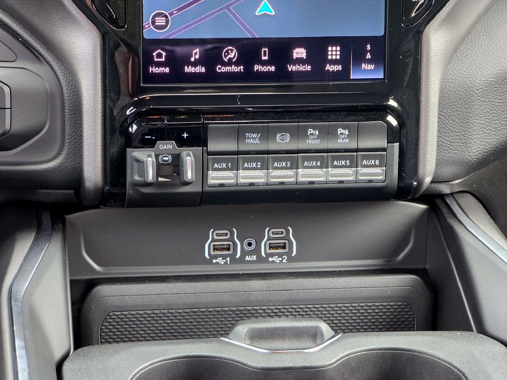 New 2026 RAM 3500 Big Horn AWD/4WD image 30