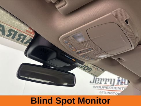 Used 2024 Ford Expedition Limited image 22