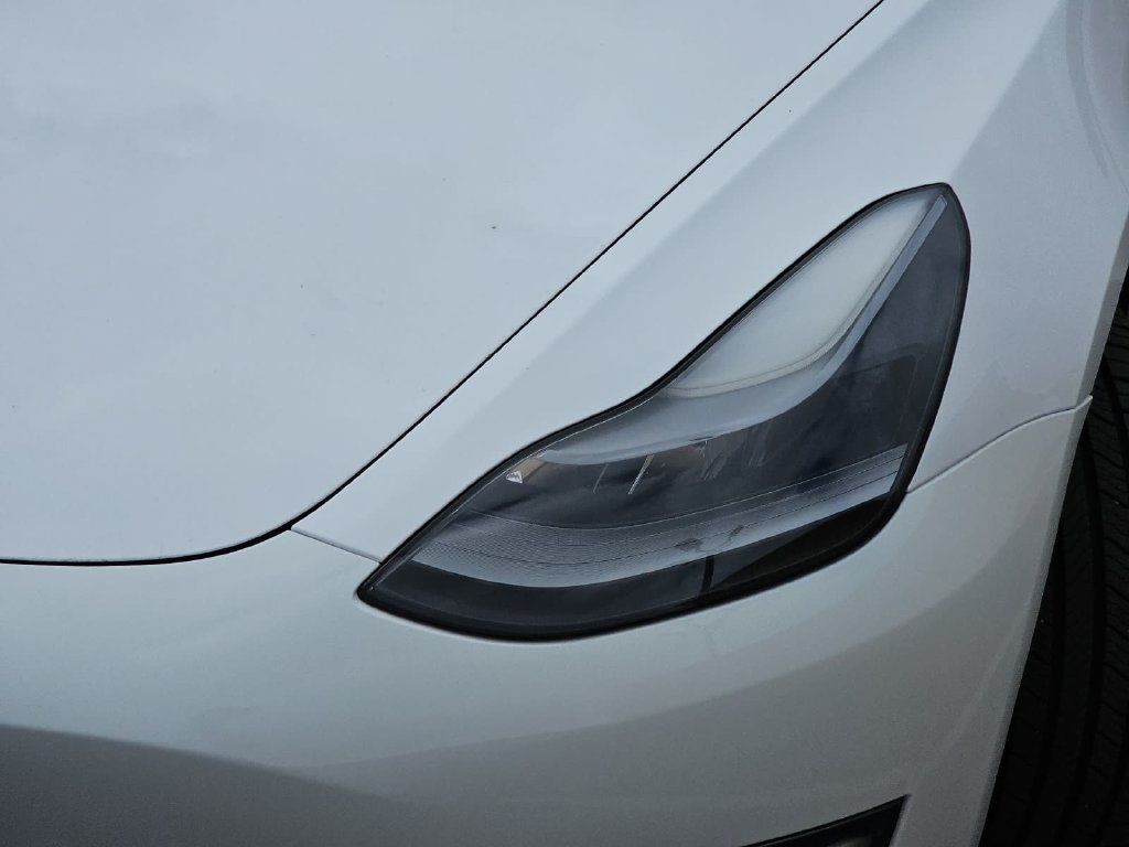 Used 2023 Tesla Model 3 Standard Range RWD image 35