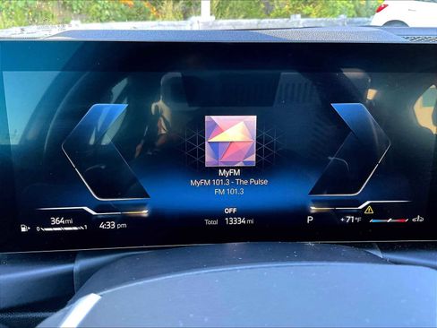 Used 2024 BMW 330i xDrive Sedan w/ Convenience Package image 25