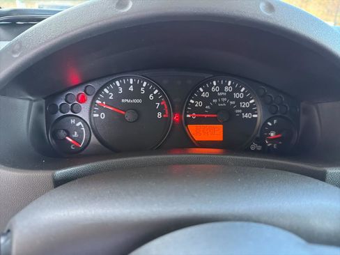 Used 2020 Nissan Frontier SV RWD image 21