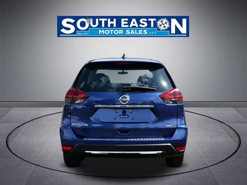 Used 2018 Nissan Rogue S AWD/4WD image 4