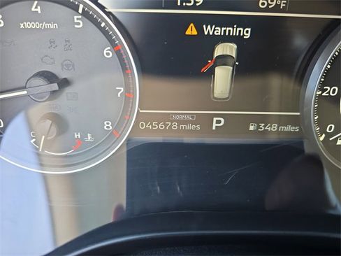 Used 2024 Mitsubishi Outlander SE Black Edition image 29