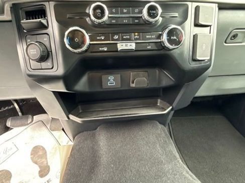 Used 2024 Ford F150 XLT image 20