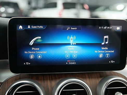 Used 2022 Mercedes-Benz GLC 300 4MATIC image 30