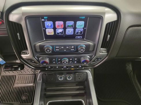 Used 2017 Chevrolet Silverado 1500 LT w/ All Star Edition AWD/4WD image 7
