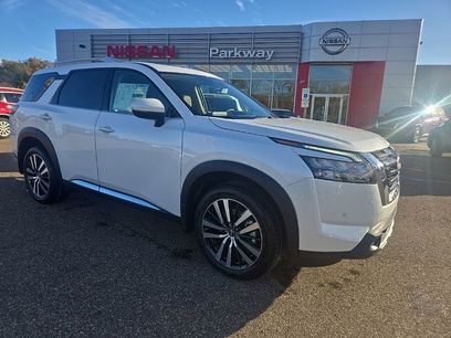 New 2025 Nissan Pathfinder Platinum