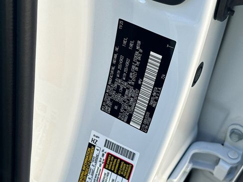 New 2026 Lexus TX 500h AWD image 15