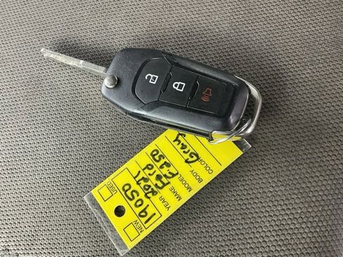 Used 2021 Ford F250 XLT w/ XLT Value Package image 17