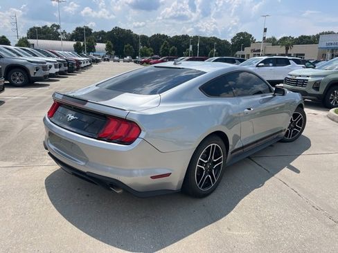Used 2021 Ford Mustang Premium image 7