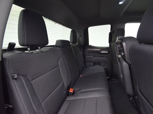 Used 2025 GMC Sierra 1500 Elevation image 23