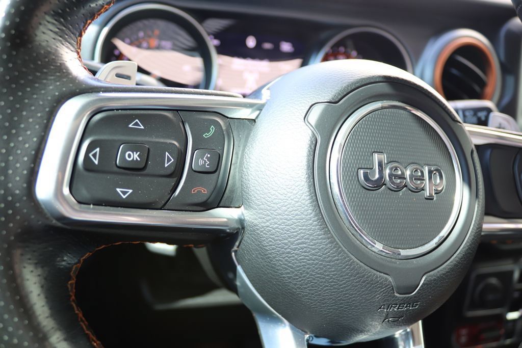 Used 2023 Jeep Gladiator Mojave w/ LED Lighting Group AWD/4WD image 16