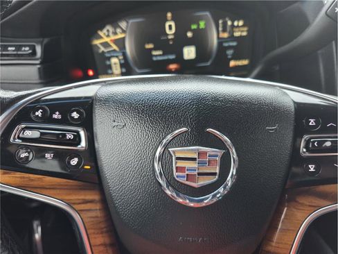 Used 2015 Cadillac Escalade ESV Premium image 16