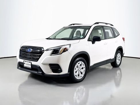 Used 2023 Subaru Forester AWD/4WD image 1