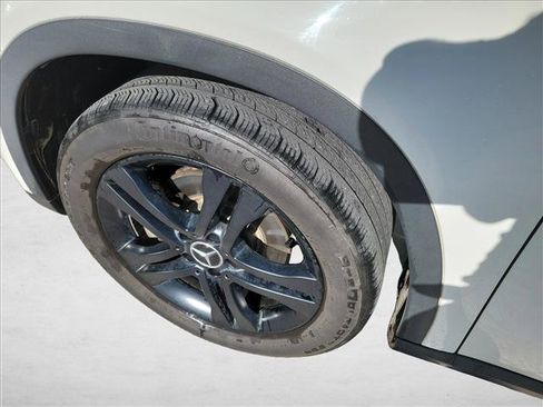 Used 2017 Mercedes-Benz GLA 250 image 9