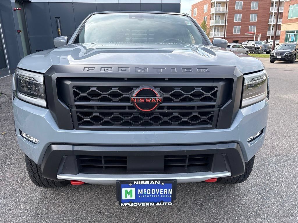 Used 2023 Nissan Frontier PRO-4X w/ Technology Package AWD/4WD image 2