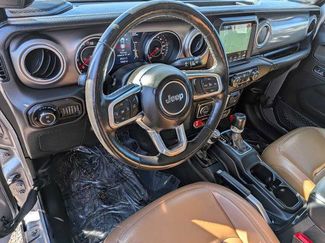 Used 2020 Jeep Gladiator Rubicon w/ Uconnect 4C Nav & Sound Group AWD/4WD video 2