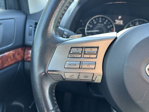 Used 2011 Subaru Outback 3.6R Limited w/ PWR Moonroof Pkg image 17