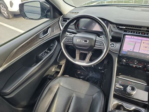 Used 2021 Jeep Grand Cherokee L Limited AWD/4WD image 15