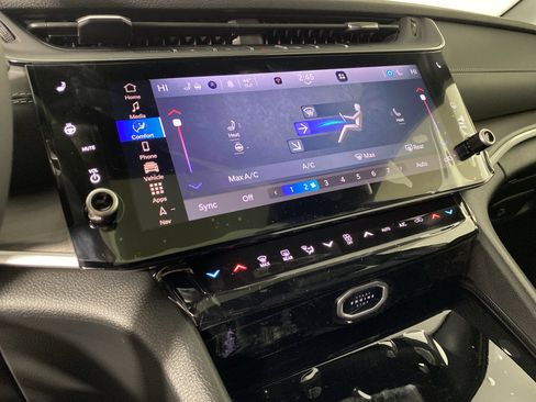 New 2026 Jeep Grand Cherokee Limited image 13