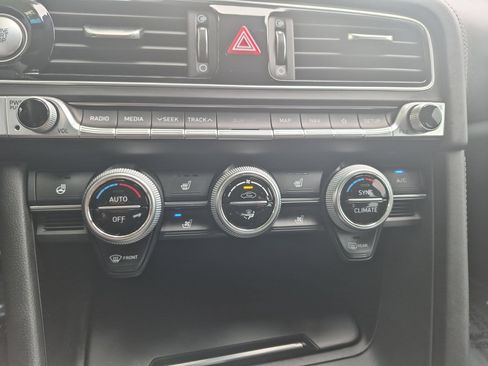 Used 2019 Genesis G70 3.3T Advanced AWD/4WD image 22