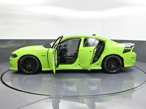 Used 2023 Dodge Charger Scat Pack w/ Daytona Edition Group image 40