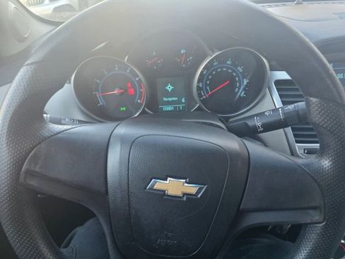 Used 2011 Chevrolet Cruze Eco image 9