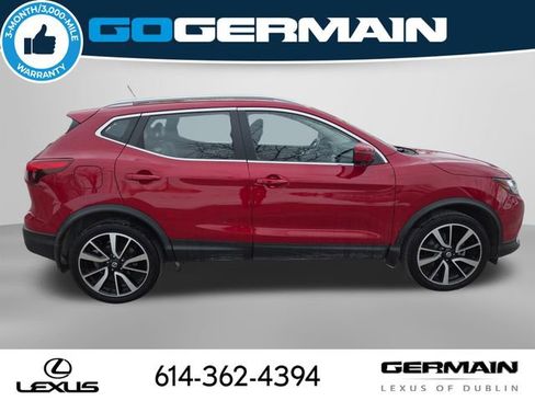 Used 2018 Nissan Rogue Sport SL w/ SL Premium Package image 7