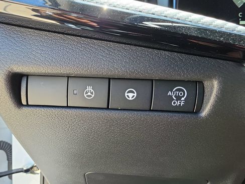 New 2026 Nissan Kicks SR w/ SR Premium Package FWD image 37