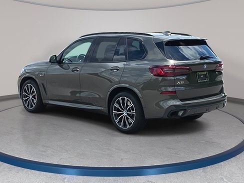 Used 2023 BMW X5 xDrive45e w/ Executive Package AWD/4WD image 7