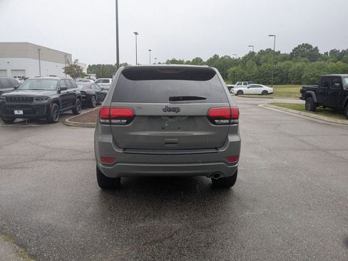 Used 2021 Jeep Grand Cherokee Laredo X RWD image 4