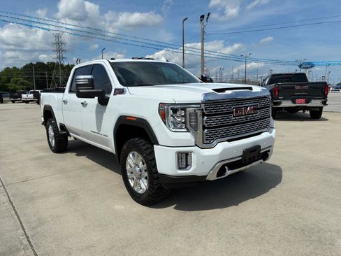 Used 2022 GMC Sierra 2500 Denali AWD/4WD image 4