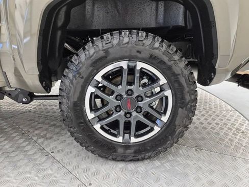 Used 2026 Toyota Tacoma TRD Sport AWD/4WD image 23
