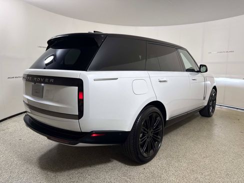 New 2026 Land Rover Range Rover Long Wheelbase SE AWD/4WD image 5