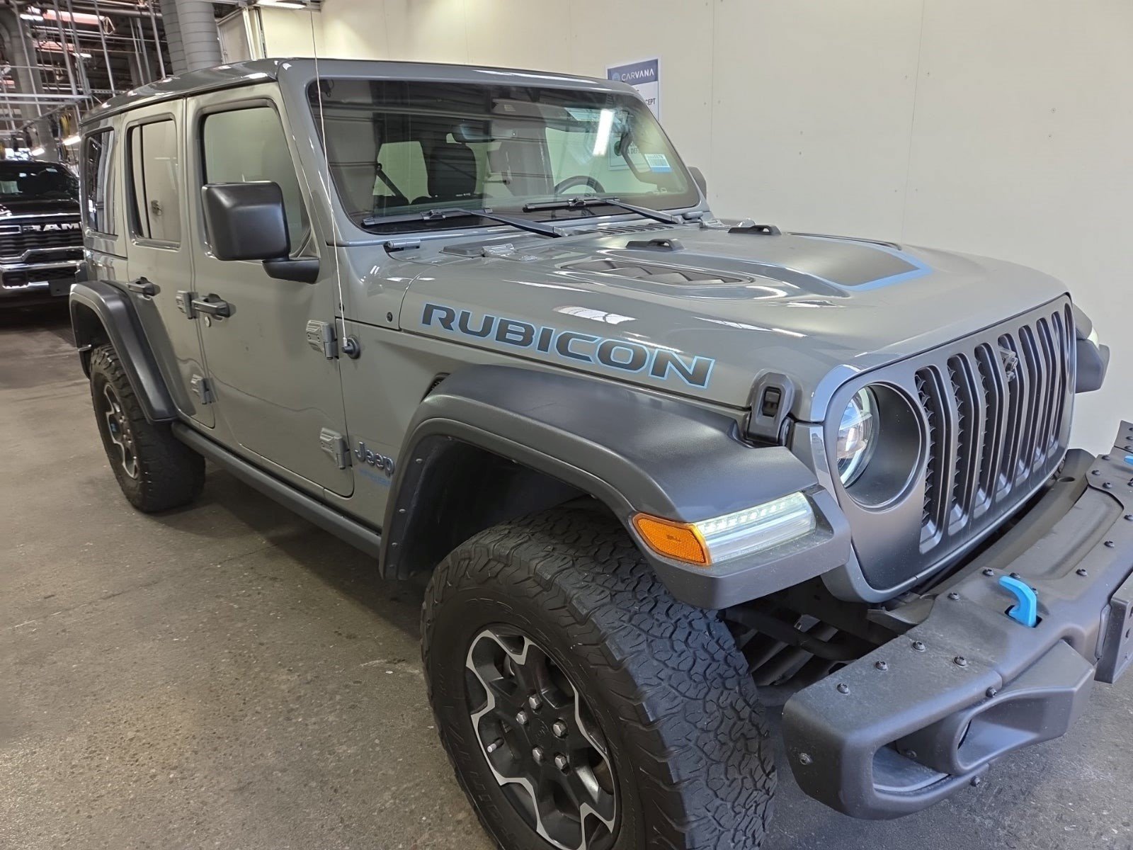 Used 2022 Jeep Wrangler Unlimited Rubicon 4xe w/ Steel Bumper Group AWD/4WD image 2