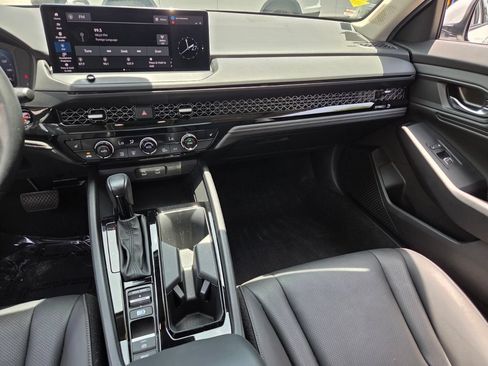 Used 2024 Honda Accord EX-L image 14