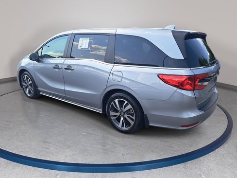 Used 2024 Honda Odyssey Touring image 7