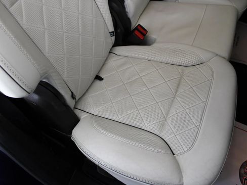Used 2019 Mercedes-Benz GLS 450 4MATIC image 40