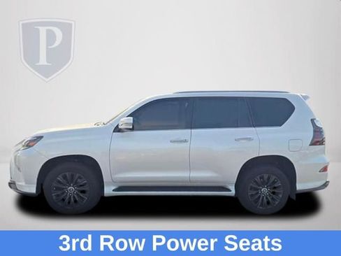 Used 2023 Lexus GX 460 Premium w/ Accessory Package AWD/4WD image 10
