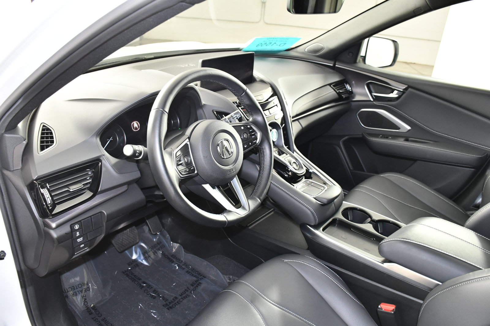Used 2025 Acura RDX SH-AWD image 2