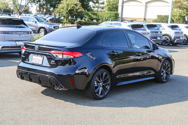 Used 2025 Toyota Corolla SE FWD image 5