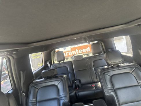 Used 2018 Lincoln Navigator Reserve w/ Technology Package AWD/4WD image 33