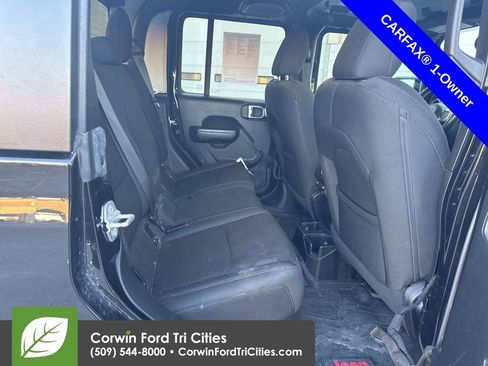Used 2020 Jeep Gladiator Sport w/ Quick Order Package 24S image 5