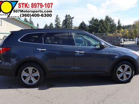 Used 2016 Hyundai Santa Fe SE image 8