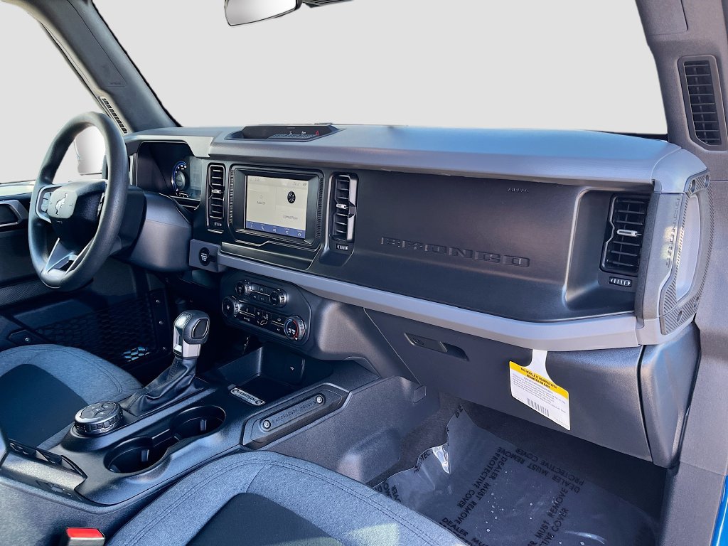 Used 2023 Ford Bronco 4-Door AWD/4WD image 26