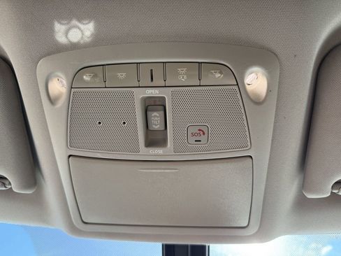 Used 2017 Nissan Maxima Platinum image 37